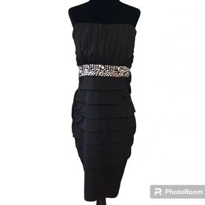 Vintage/Rare TORRID Elegant Black Strapless Mini Dress with Embellished Waist 3X